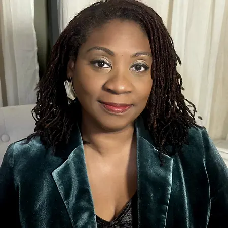 Editorial portrait of Nefertari Edge, Founding Charter ALUXNI of 5015 House.